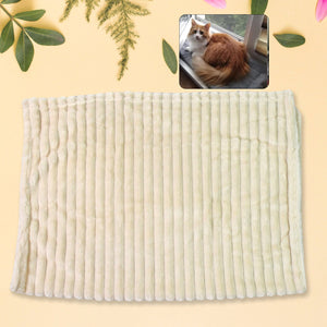 Pet Soft Cat Dog Blanket  Towel Soft Warm Sleep Mat (7050 Cm  1 Pc  Mix Color  Design)