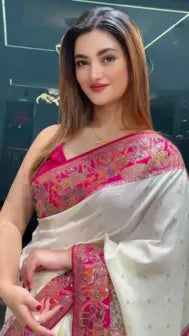 Graceful Elegance: Traditional White Saree with Stunning Pink Pallu